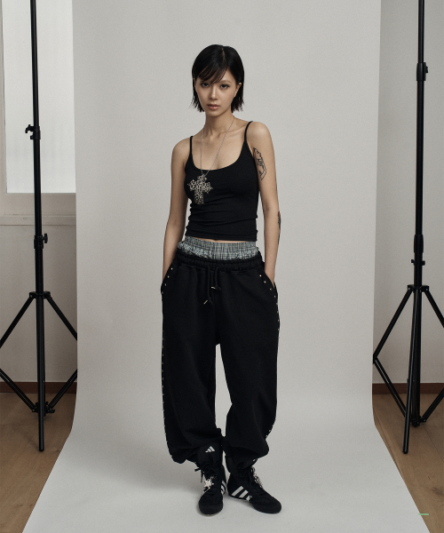 Black leopard cross necklace sleeveless