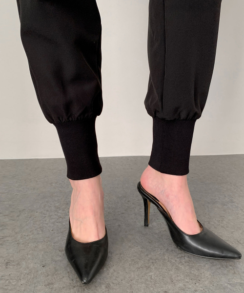 Back Banding Jogger Slacks черный