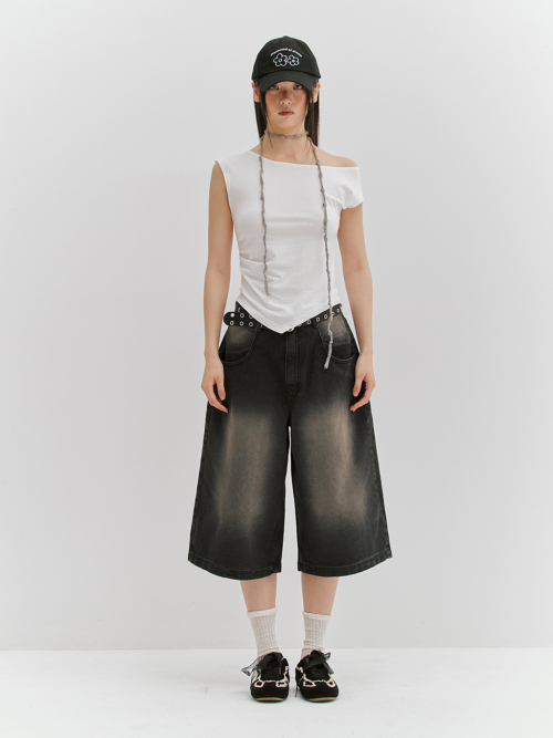 UNBALANCE SHIRRING SLEEVELESS - WHITE