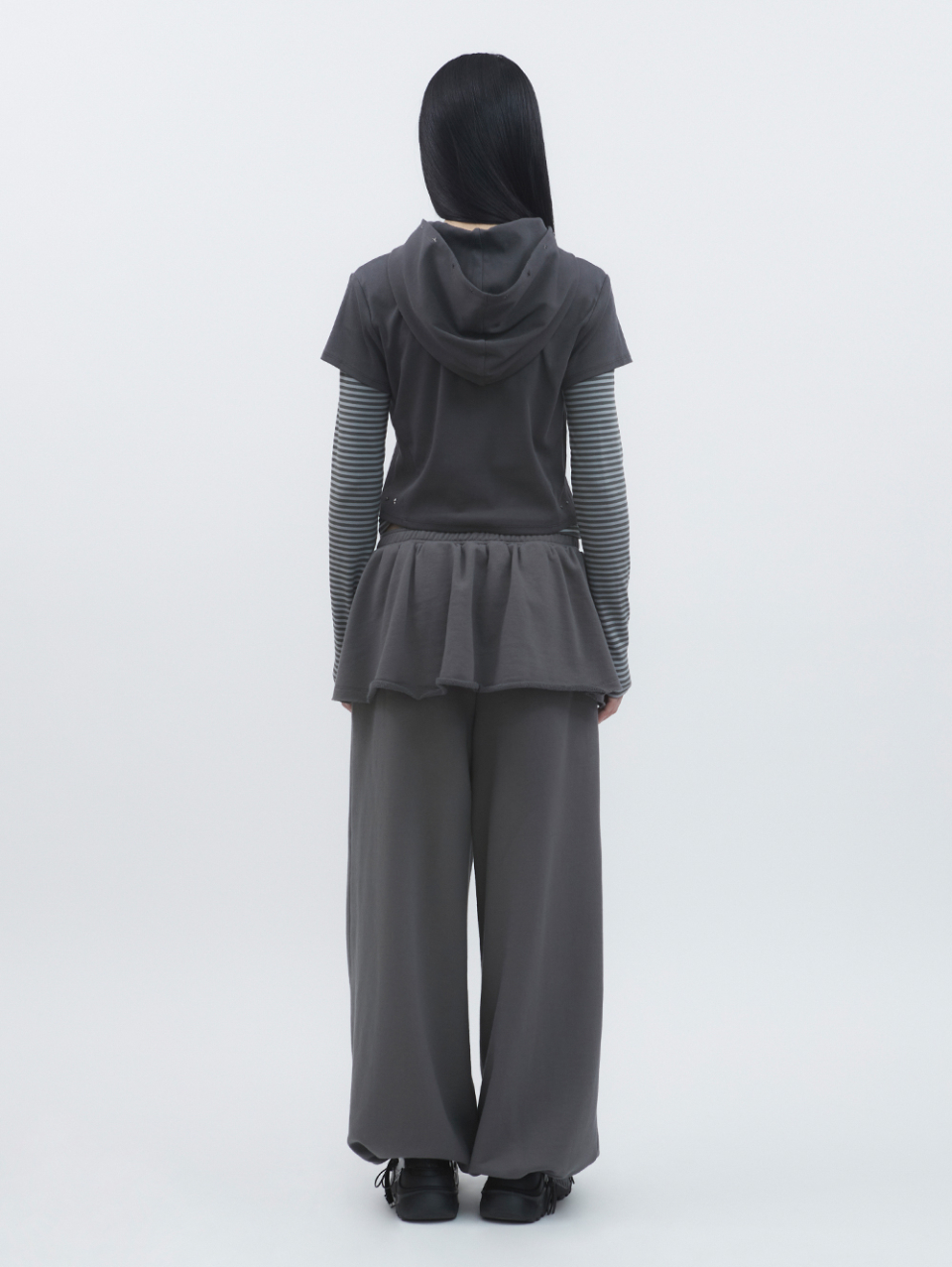 【TUOMIO】DOUBLE WAIST SKIRT SWEATPANTS ★韓国人気★追跡付 TUOMIO】DOUBLE WAIST SKIRT SWEATPANTS | OUR BRAND,TUOMIO