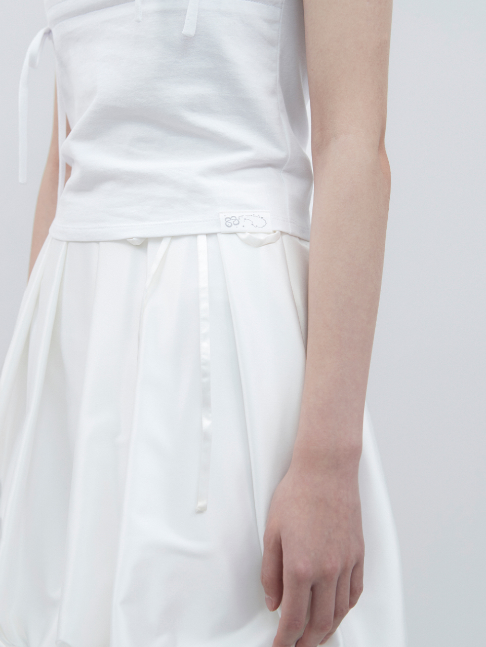 【韓国TUOMIO トゥオミオ】SATIN BALLOON SKIRT TUOMIO】SATIN BALLOON SKIRT | OUR BRAND,TUOMIO | PRESSING