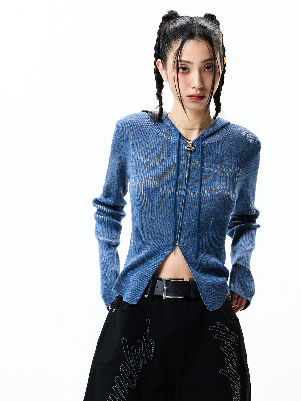 あおばくん着用 WORMHOLE HOODIED KNIT BLUE MUSINSA公式 | CRITIC WORMHOLE HOODIED KNIT(FOR WOMEN) BLUE