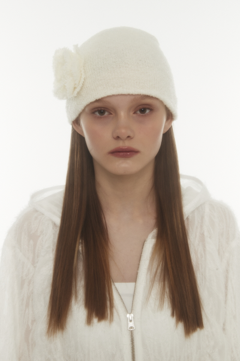 ★韓国人気★MIDNIGHT MOVE★rose beanie MUSINSA | MIDNIGHT MOVE rose beanie (ivory)