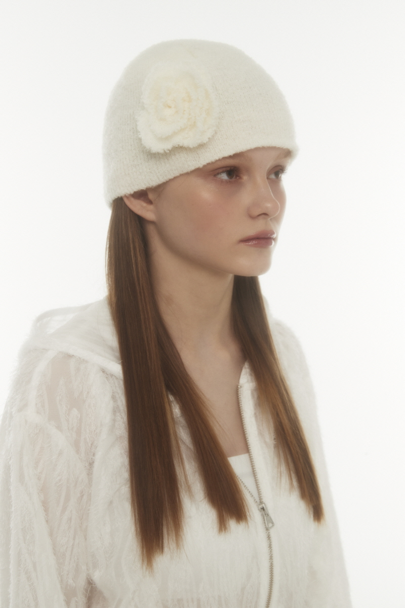 ◆MIDNIGHT MOVE◆ rose beanie black 25sp101 sp beanie (black) - MIDNIGHT MOVE | 60% - Asian Fashion
