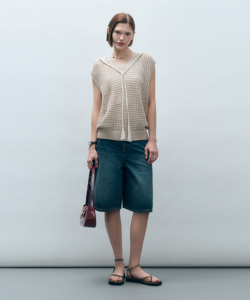 Вязаный жилет с V-вырезом в перфорацию Beige MDKT106BEIGE
