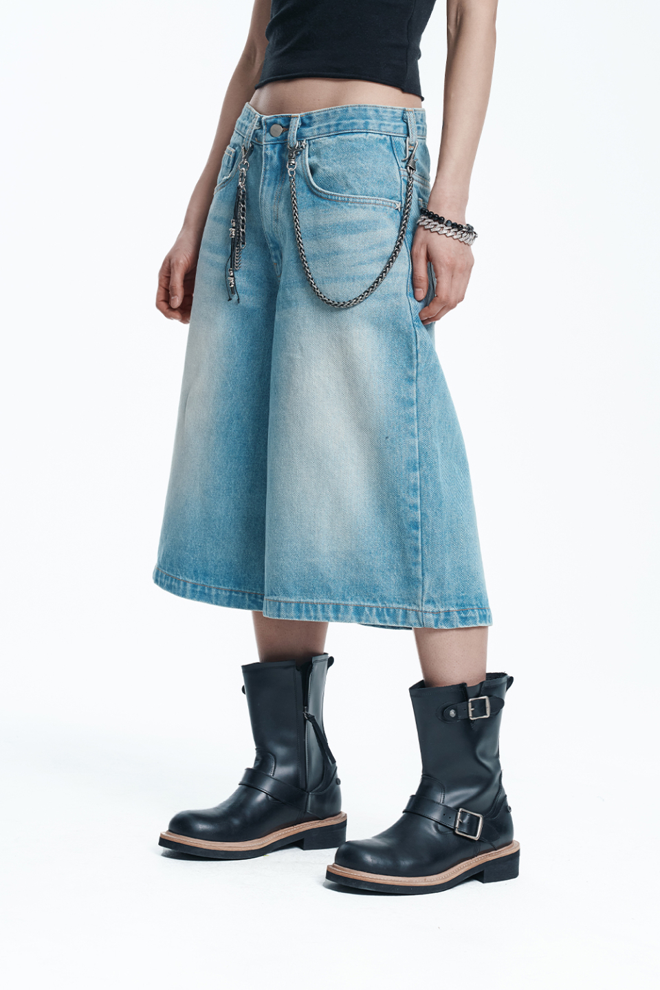 MUSINSA | EASY NO EASY Star 8-part denim bermuda pants