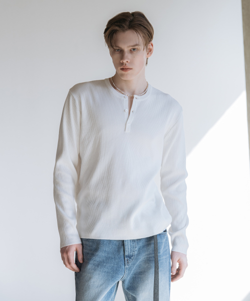 Трикотажный лонгслив хенли Veil [White]