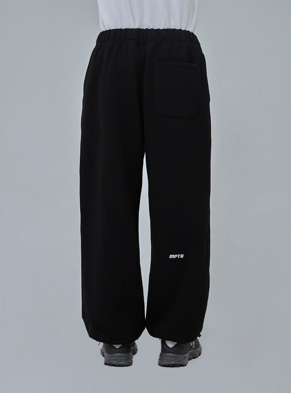 MUSINSA | MPTU [AW24] Sweat Pants / Black