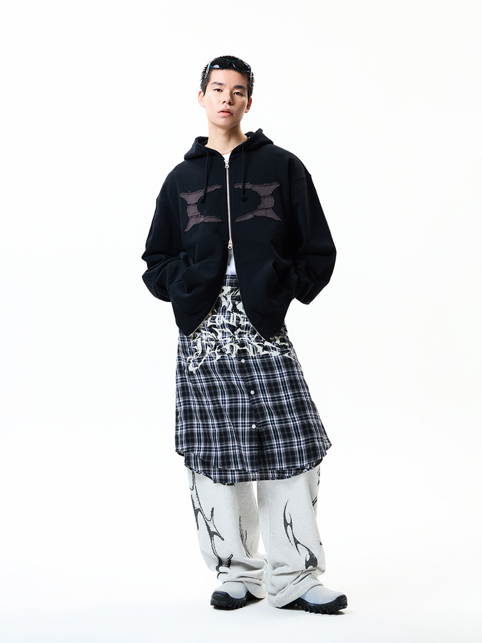 BREAKING WORMHOLE HOODIE ZIPUP BLACK 상세 이미지 7
