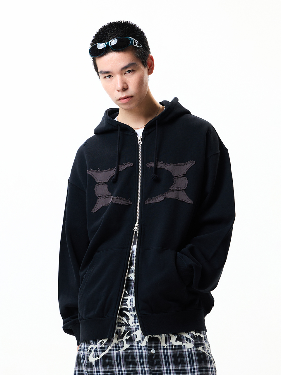 BREAKING WORMHOLE HOODIE ZIPUP BLACK 상세 이미지 4