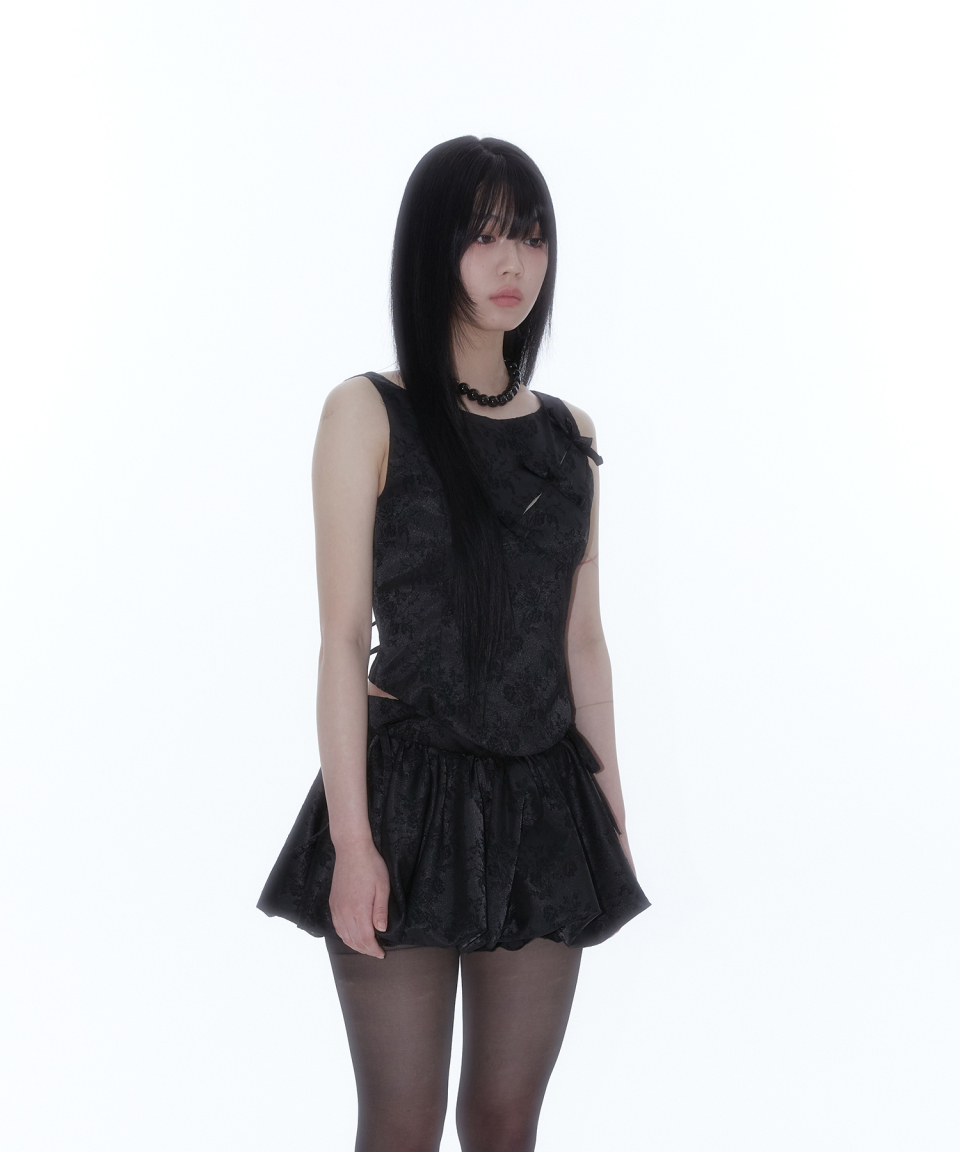 카시코(KASHIKO) Ribbon Paneled Sleeveless Black - 사이즈 & 후기