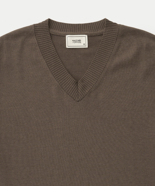 Current Silk V-neck Knit (Mild Brown)