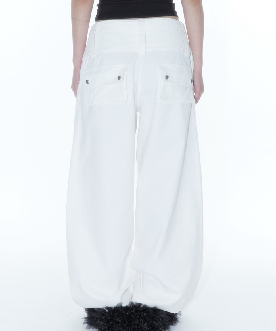 MUSINSA | KASHIKO Belt Rivet Oval Pants Off White