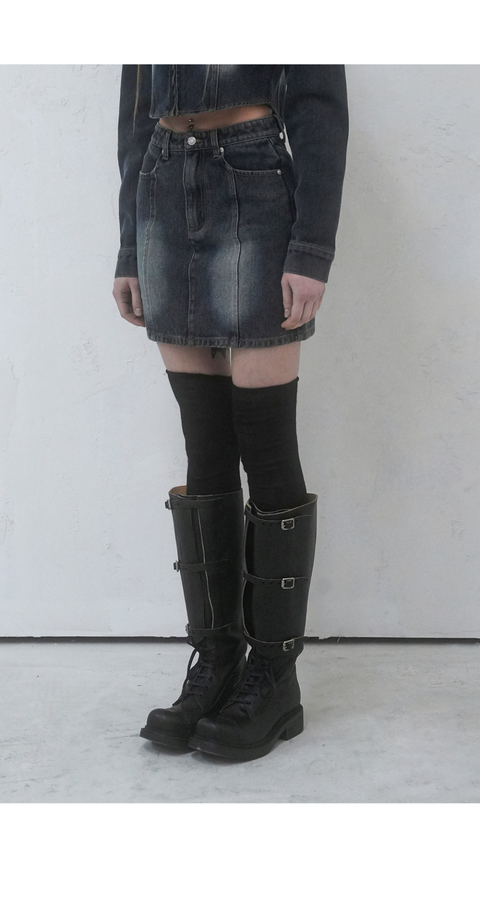 スカート 1per Incised Mini Skirt 2COL MUSINSA公式 | AVANDRESS 1per Incised Mini Skirt - 2COL