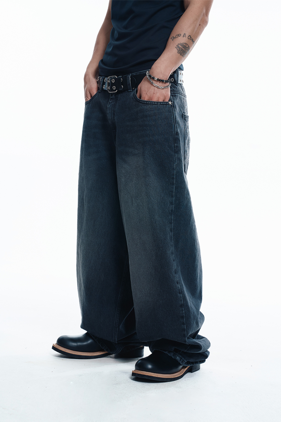 MUSINSA | EASY NO EASY Lettering Wide Denim Pants - Black