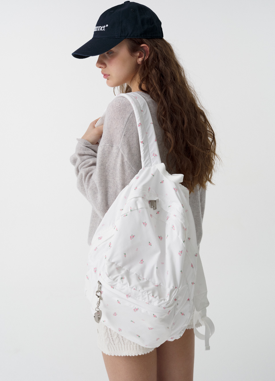 더바넷(THEBARNNET) Rosie Flower Backpack - 사이즈 & 후기