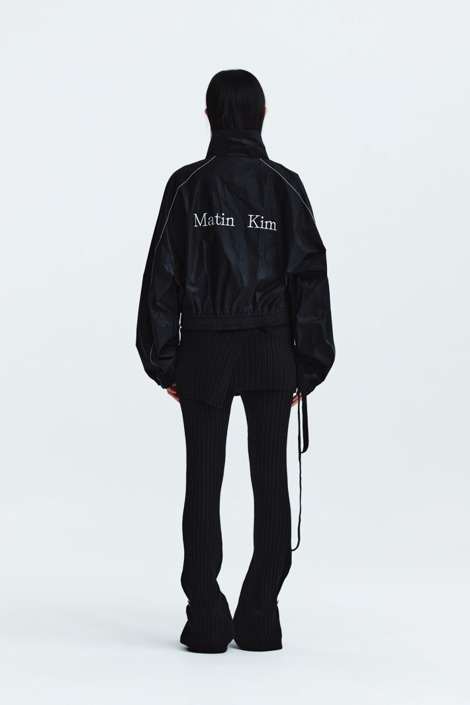 ジャケット・アウター MATIN KIM COATING CROP BLOUSON IN BLACK MUSINSA公式 | MATIN KIM MATIN COATING CROP BLOUSON IN BLACK