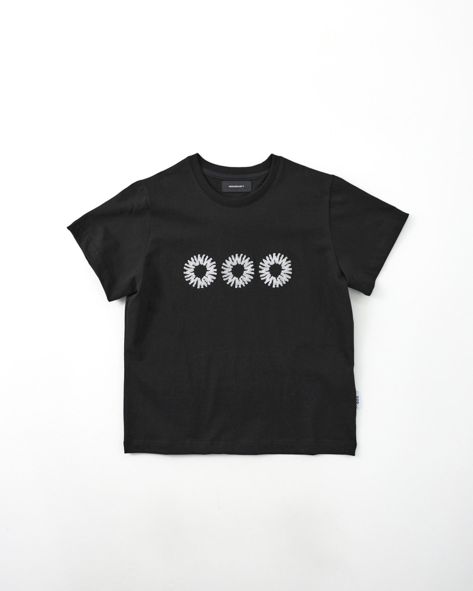 MUSINSA | 999HUMANITY EVD Logo Half T-shirt (Black)