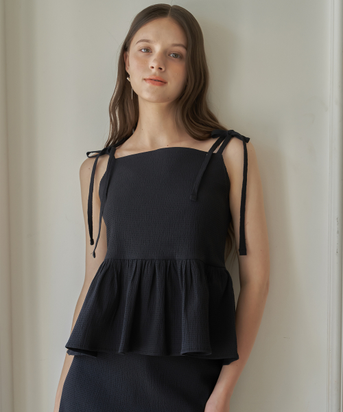 BON BON SLEEVELESS BLOUSE_BK