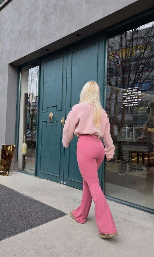 Расклешенные брюки Pink Edition
