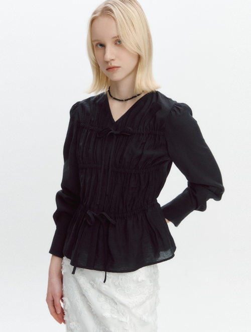 V-neck Strap-decorated Shirring blouse BLACK