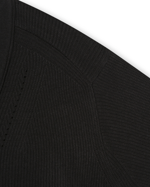 [BESLOW X Sakhyung] V NECK SHORT CARDIGAN BLACK