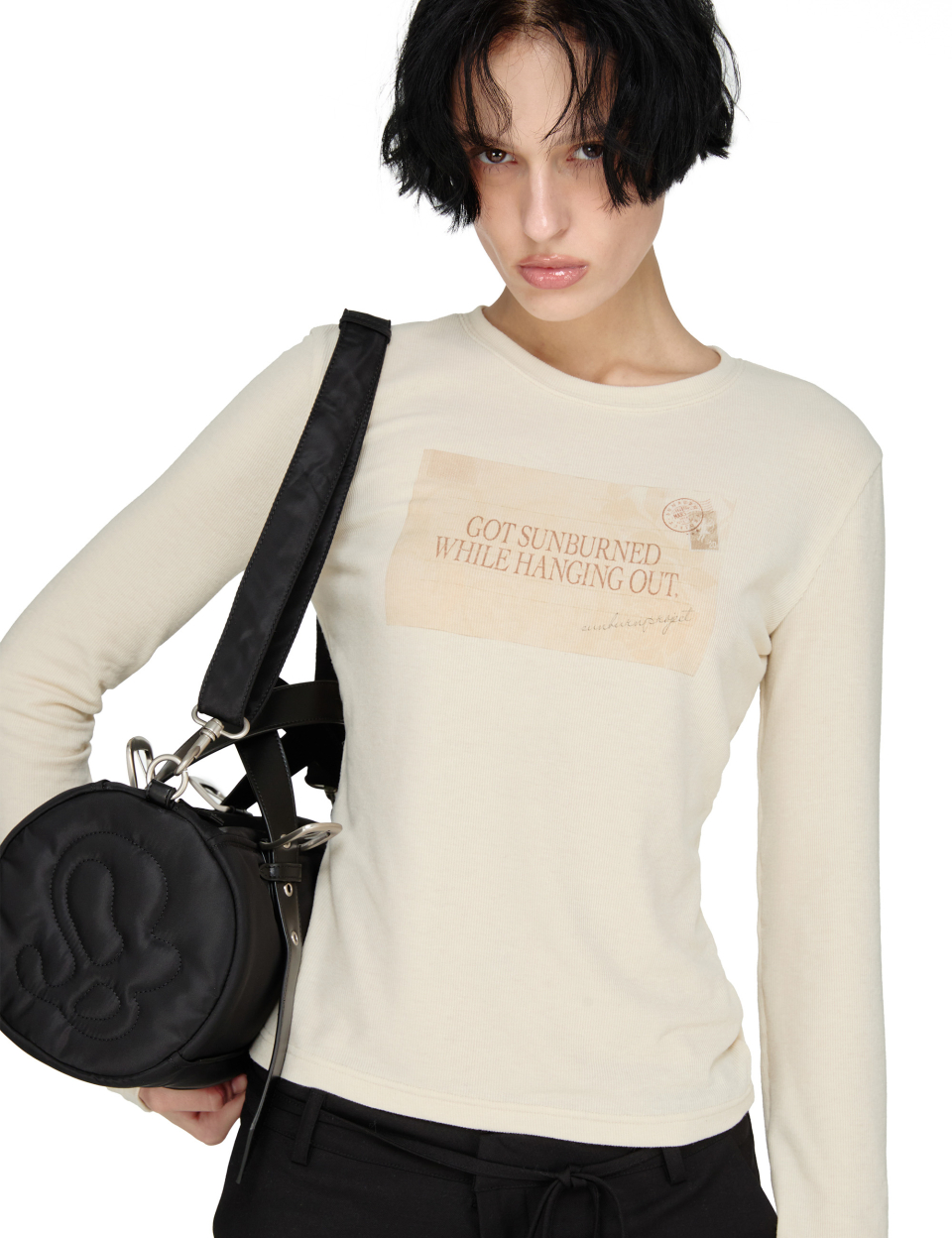 【SUNBURNPROJECT】韓国人気/送料税込 Padded Symbol Travel Bag 썬번프로젝트(SUNBURNPROJECT) Padded Symbol Travel Bag, BLACK