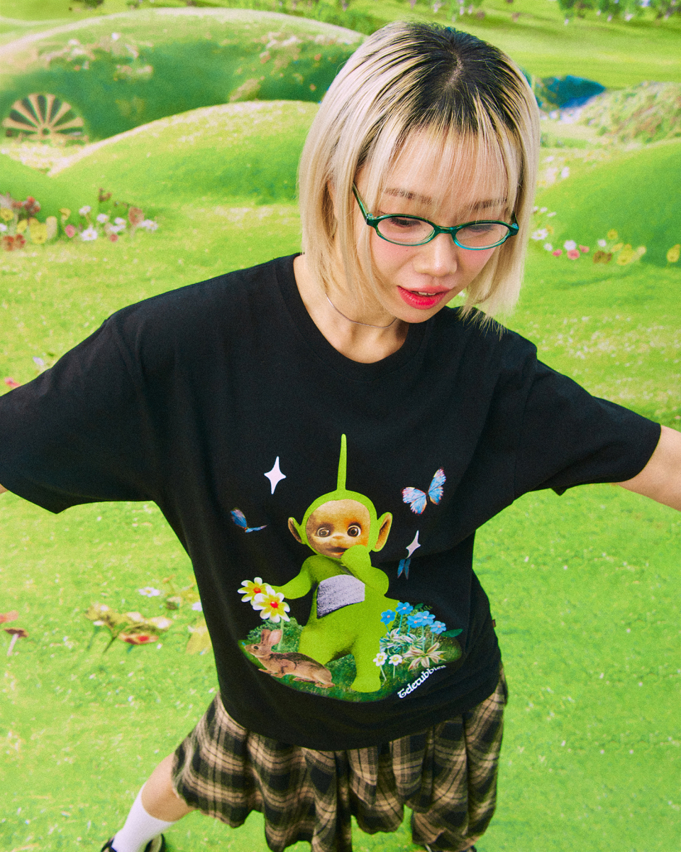 Tシャツ・カットソー LAUGHER Teletubbies Garden Nana T-Shirt Black TE24 MUSINSA | LAUGHER [Teletubbies] Garden Tubby T-shirt - Black