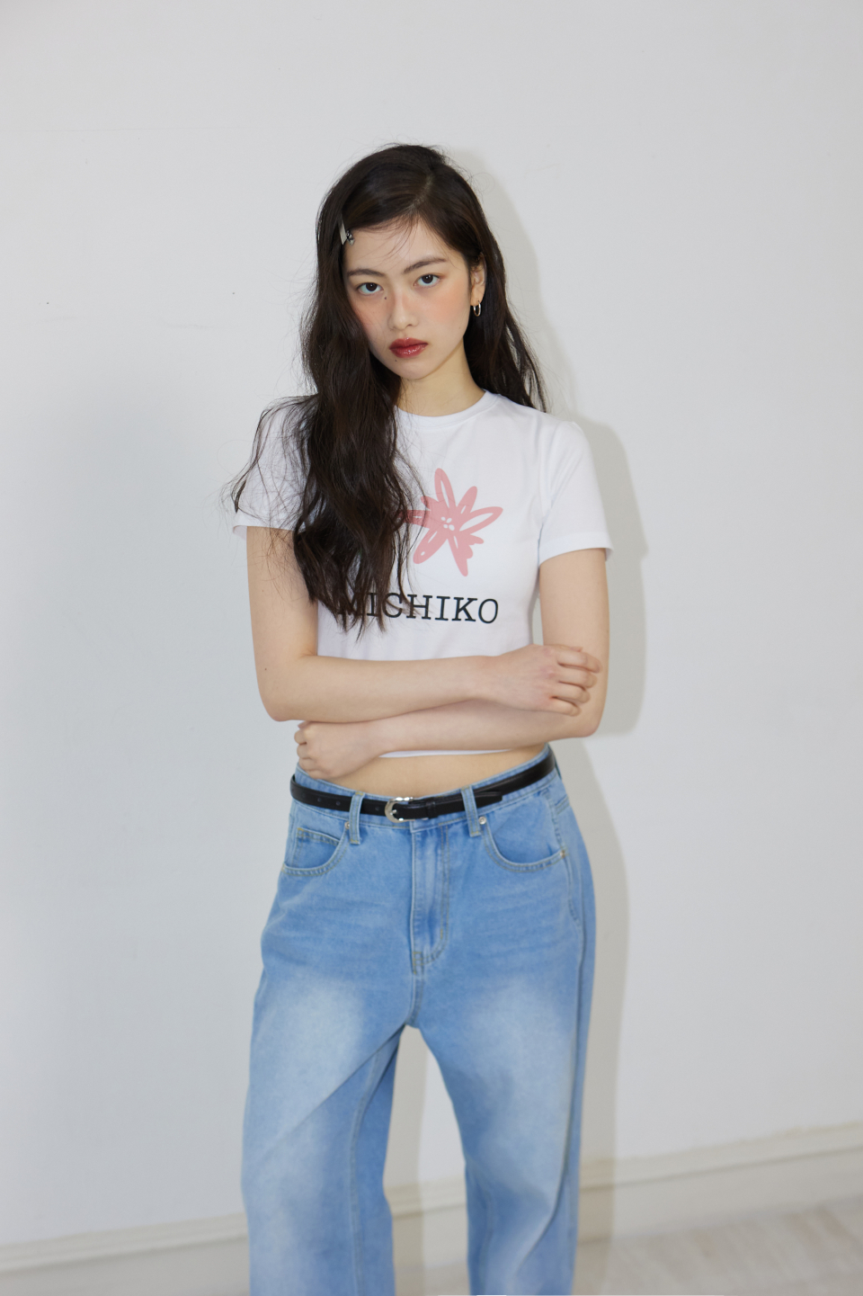 MICHIKO FLOWER CROP TOP WHITE - 감도 깊은 취향 셀렉트샵 29CM