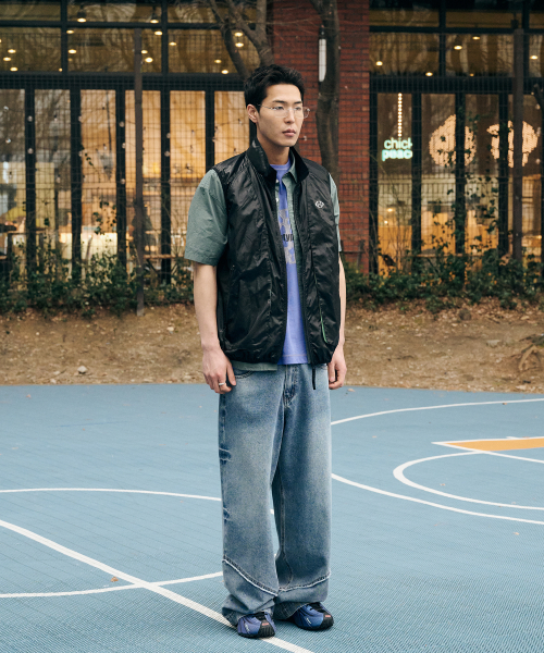 HIDDEN EFFECT LIGHT WIND VEST (BLACK)