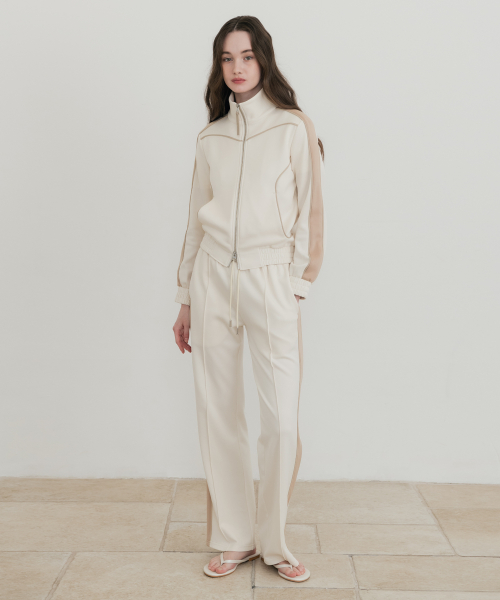 (W) Трикотажная куртка Nuage Lounge в цвете Cream