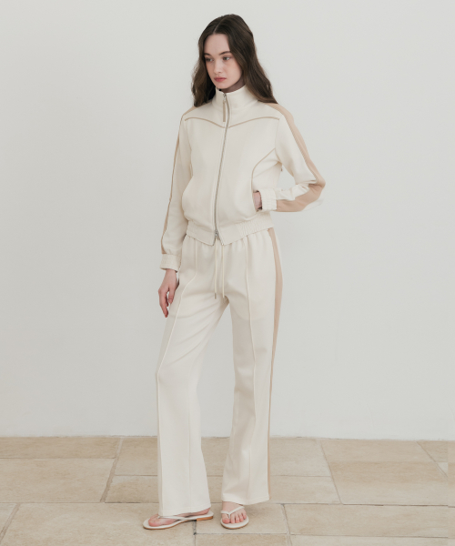 (W) Трикотажная куртка Nuage Lounge в цвете Cream