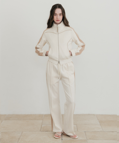 (W) Трикотажная куртка Nuage Lounge в цвете Cream