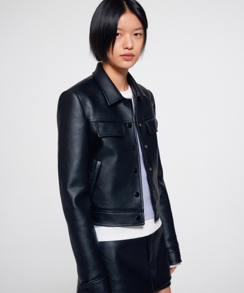 WOMEN CROPPED TRUCKER FAUX LEATHER JACKET - BLACK