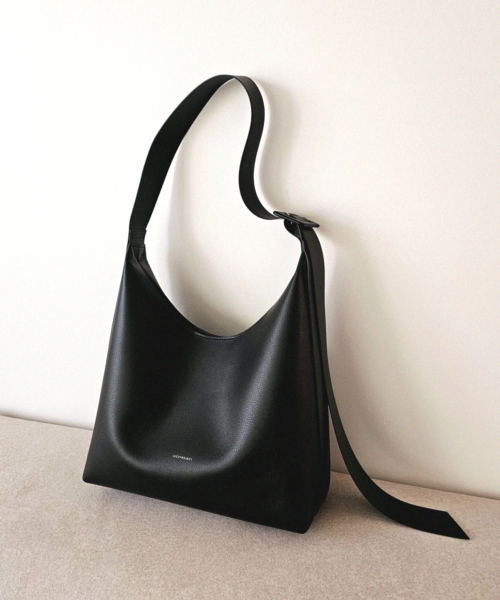 LOG HOBO BAG - 4 COLORS