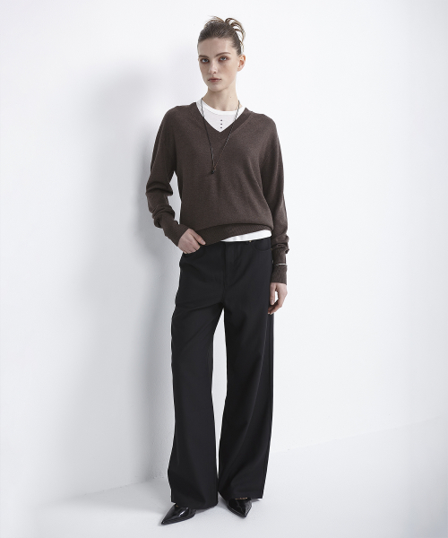 JANE WHOLEGARMENT V-NECK PULLOVER (BROWN)