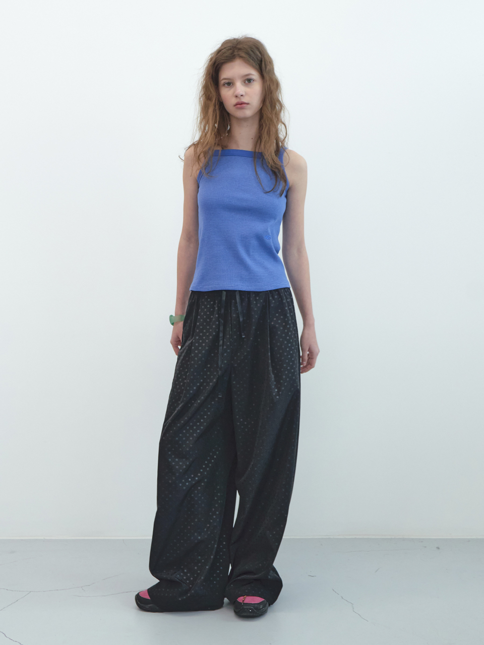 [ENZO BLUES] ペンシル ストライプ スリーブレス MUSINSA公式 | ENZO BLUES Pencil Stripe Sleeveless (Blue)