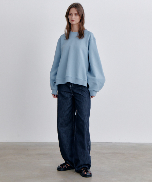 Объёмный стёганый свитшот Airy Blue