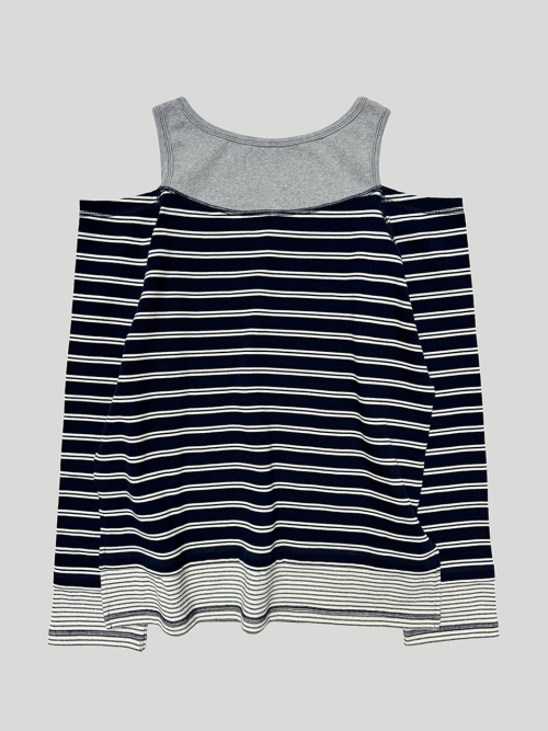 OVERLOCKED OFF-SHOULDER T-SHIRT: ST.NAVY