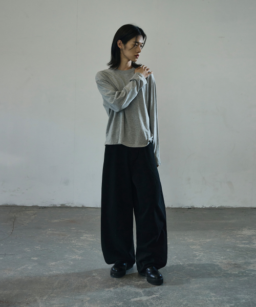 Wide Curved Dart Cotton Pants [Black] thumbnail 3