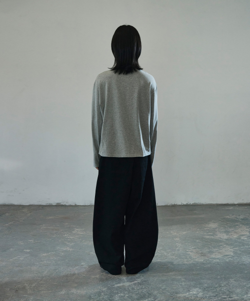 Wide Curved Dart Cotton Pants [Black] thumbnail 5