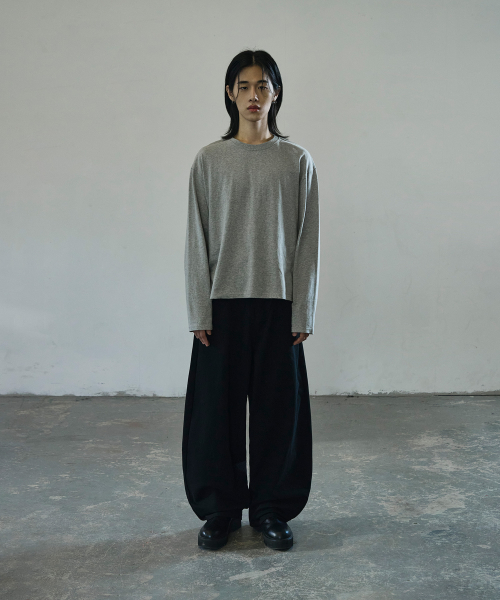 Wide Curved Dart Cotton Pants [Black] thumbnail 4