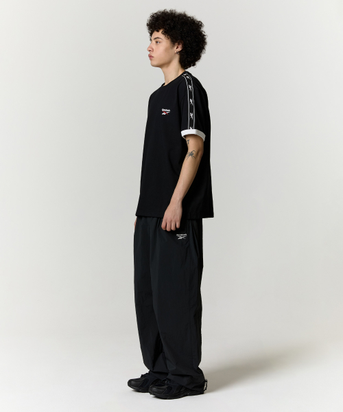 Широкие брюки парашют Black