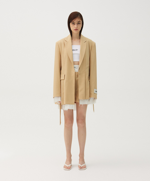 Detachable collar tuck jacket