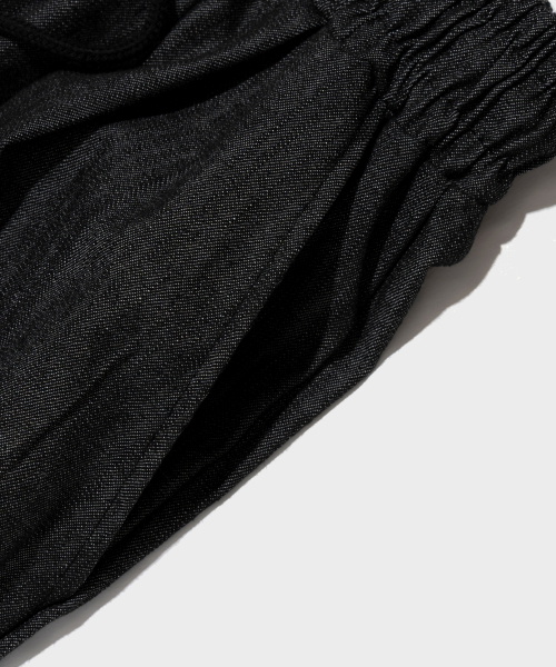 Широкие льняные брюки на резинке с защипами (Black)
