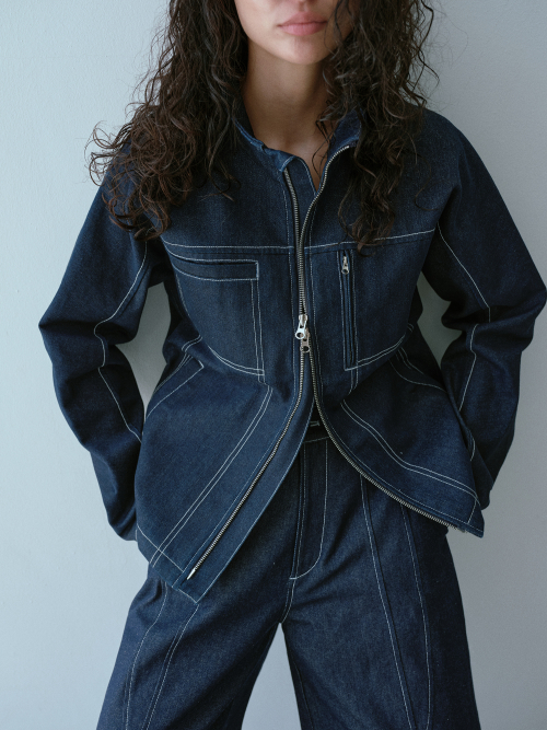 CURVERD DENIM JACKET (DARK BLUE)
