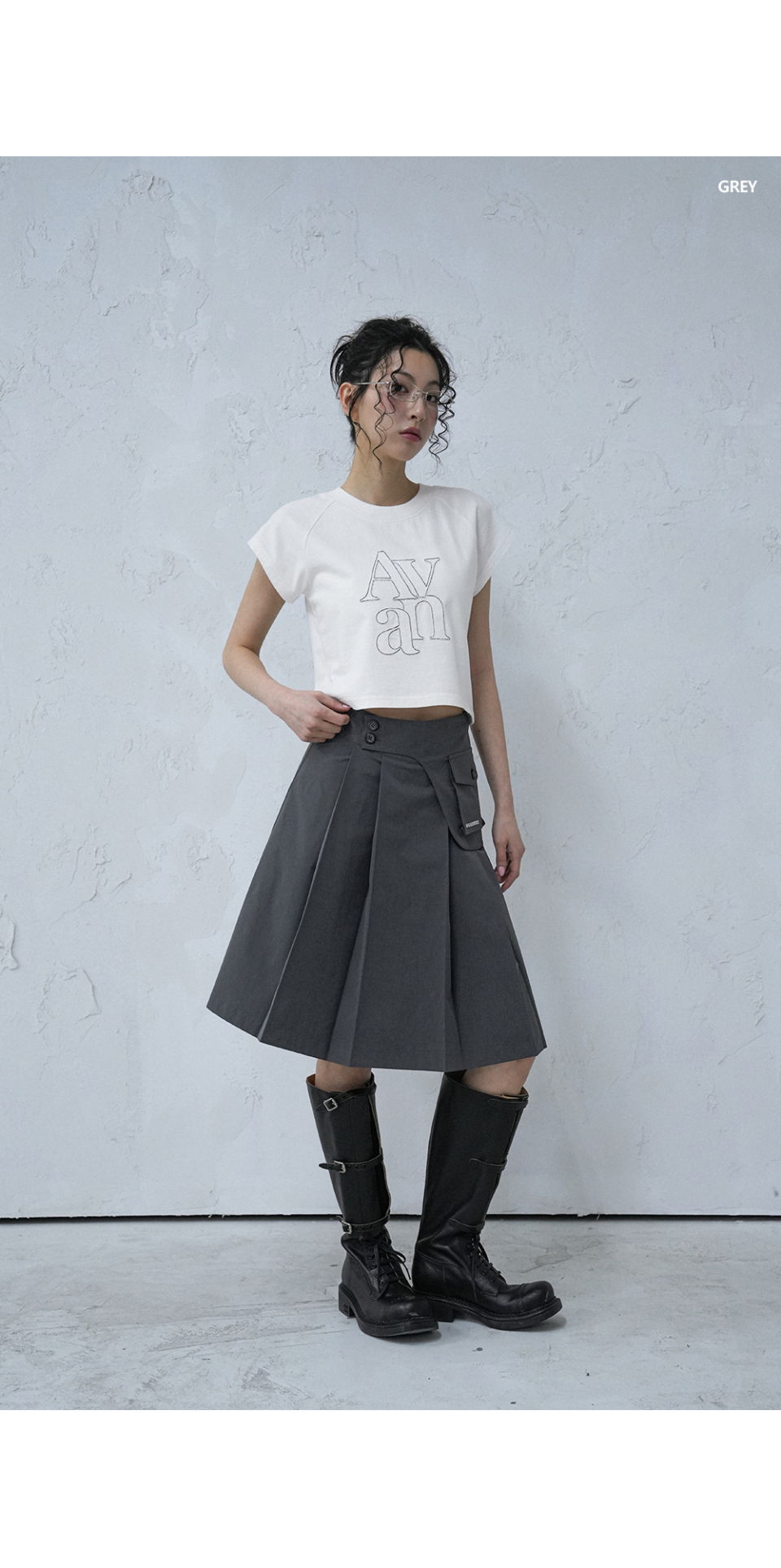 【AVANDRESS】Saddle Midi Pleats Skirt★25SS★ MUSINSA公式 | AVANDRESS Saddle Midi Pleats Skirt - 2COL