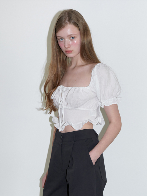 crop smock shirring blouse - white