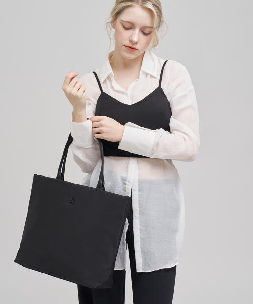 TRM Recycle Nylon Квадратный Shopper Bag T04W