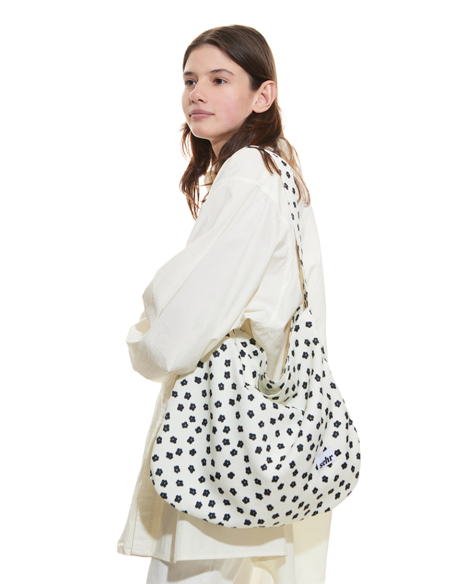 ☆SEHR☆TINY FLOWER EASY BAG Crochet 2-in-1 Basket turns into Drawstring Pouch